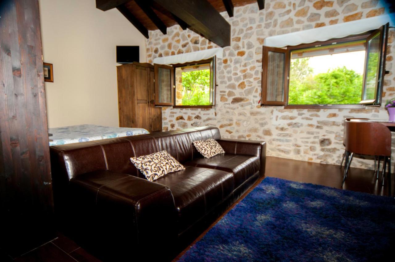 Apartamentos Rurales Larrago Busturia Exterior photo